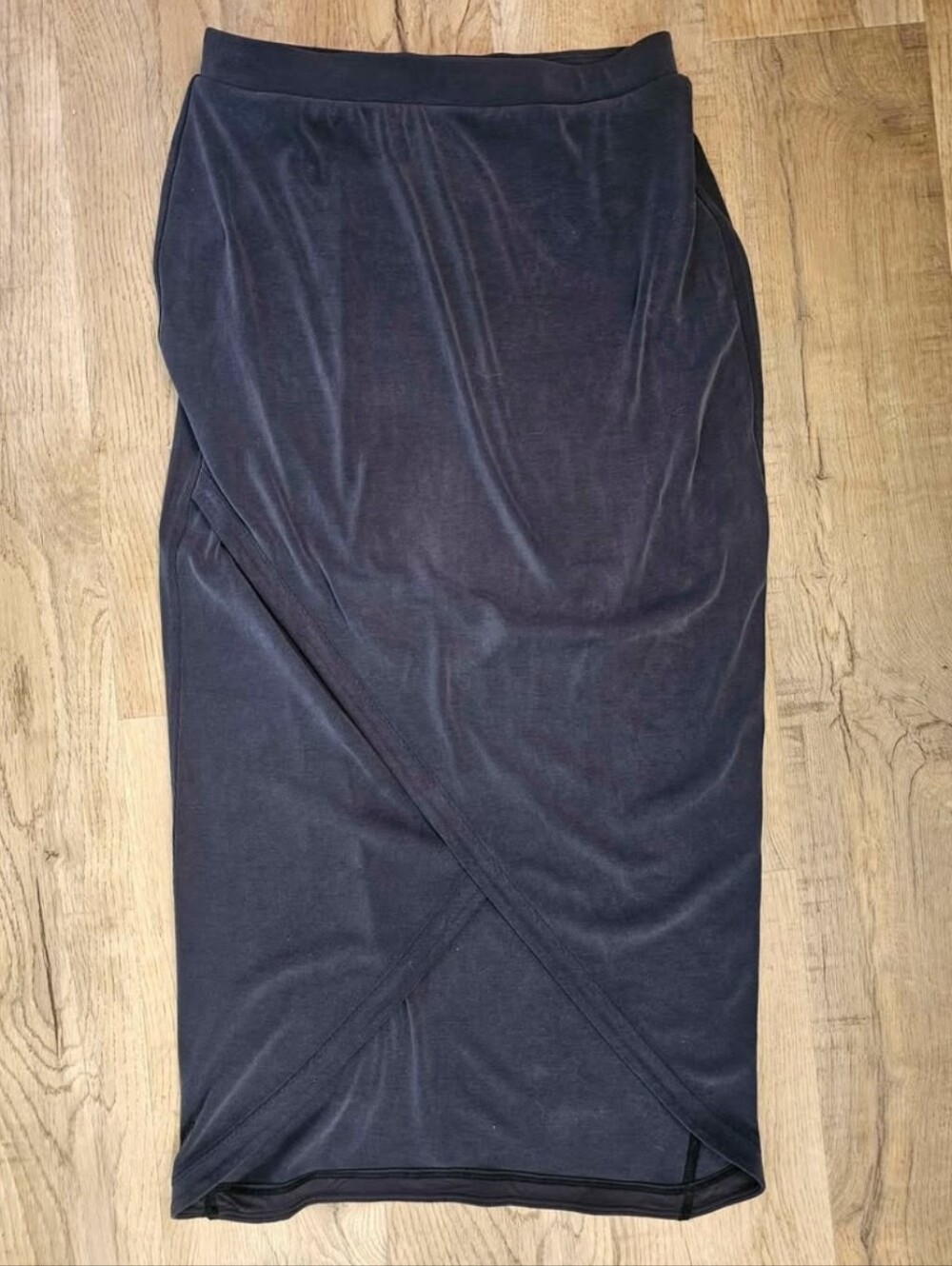 Softstreme Black Midi Skirt